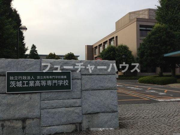 ラ・メール　Ａの周辺|茨城工業高等専門学校まで400m