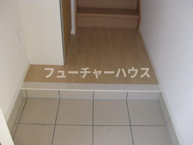 ウッドクイーンⅡ（ｗｏｏｄ　ｑｕｅｅｎ　Ⅱ）の玄関|玄関