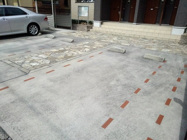 サンヒルズ小本の駐車場