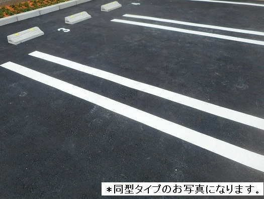 Ｍ．Ｙ　トヨクニの駐車場