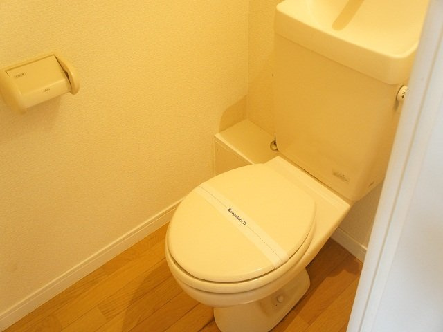 レオパレスパーク岩崎のその他|バス・トイレ独立タイプです♪