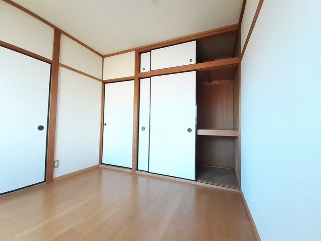 エルディム泉の収納