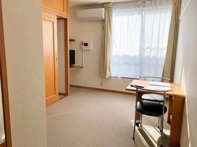 レオパレスｍｉｎｅの居間・リビング