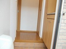 ベルフレージュＡの玄関