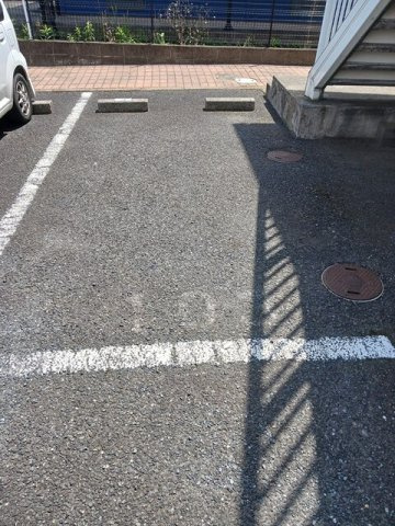 サンマリーナの駐車場