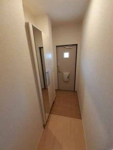 グランアルシュⅣの玄関