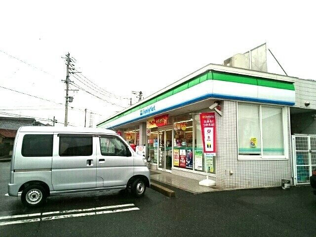 ブローテ　Ⅳの周辺|ファミリーマート　飛高町店まで400m
