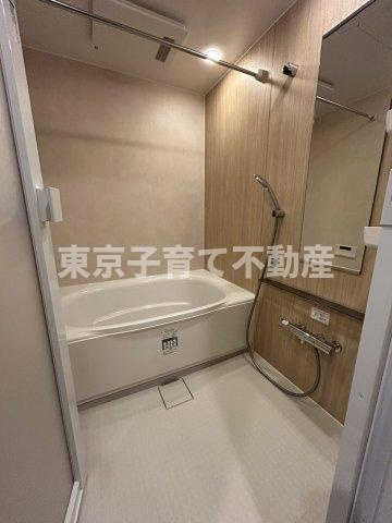 コンフォリア千石の浴室
