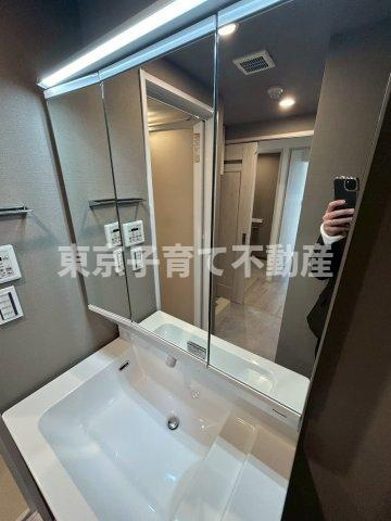コンフォリア千石の独立洗面台