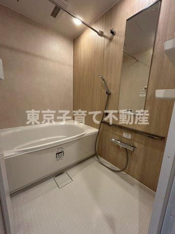 コンフォリア千石の浴室