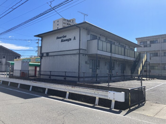 【外観】 | サンライズ春日　A | 外観は落ち着いています
