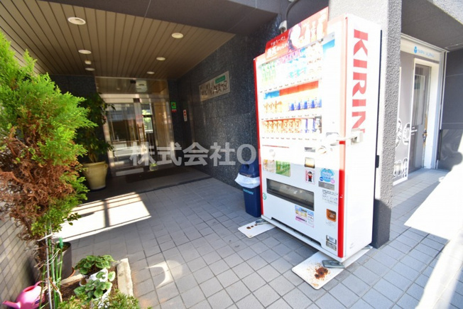 【エントランス】