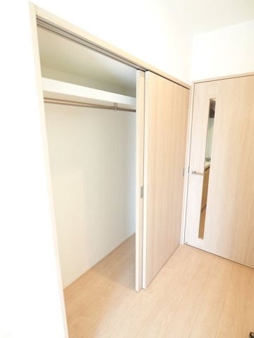 新品家具付きマンション小島7(KaGood東京)の収納|便利な収納スペースです