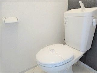 尼崎市元浜町３丁目のアパートのトイレ