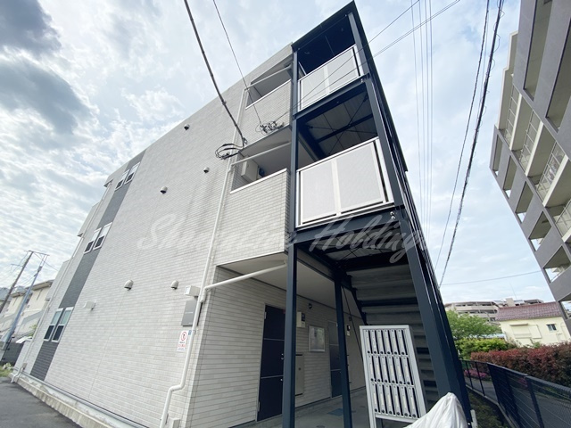 鎌倉市小袋谷１丁目のアパート