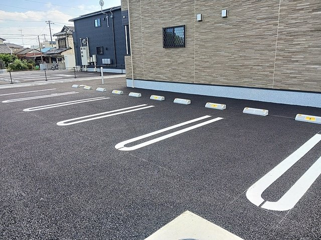 セナの駐車場