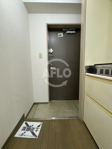 サンシャイン西梅田の玄関|サンシャイン西梅田　玄関