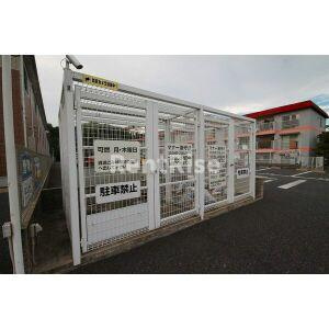 ZAZ Garden Village Cの駐車場