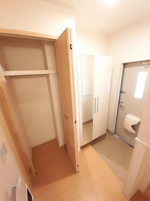 ティア　コートの玄関