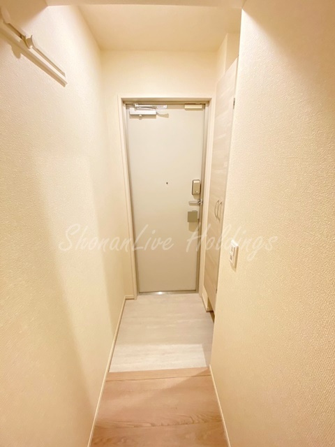 藤沢市湘南台６丁目のアパートの玄関