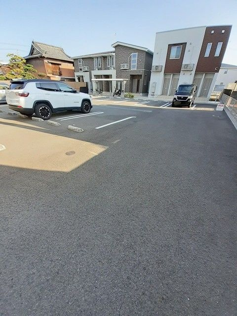 サン　ハーモニー　Ｄの駐車場