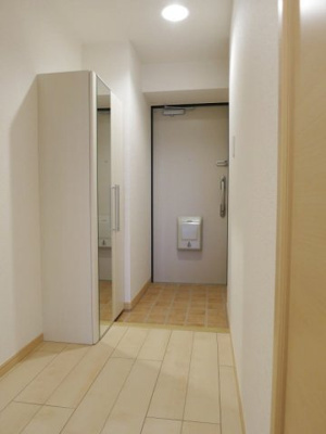 【玄関】 | サンリット三建 | きれいな玄関です