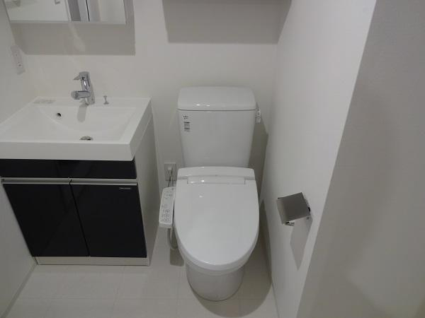 LUMEED勝どきのトイレ|ゆったりとした空間のトイレです