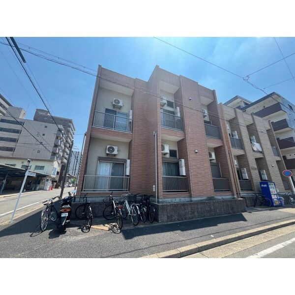 フロール尾頭橋　名古屋市賃貸　仲介手数料無料のエントランス