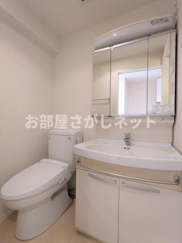 ガーデン板橋氷川町のトイレ