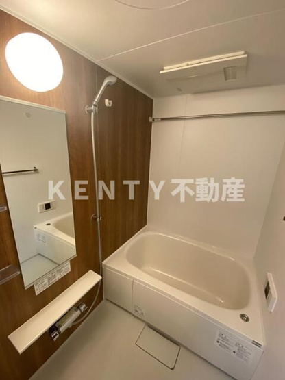 【浴室】 | Ｅｍｉｎｅｎｃｅ池上 | 日々の疲れを癒すお風呂付です