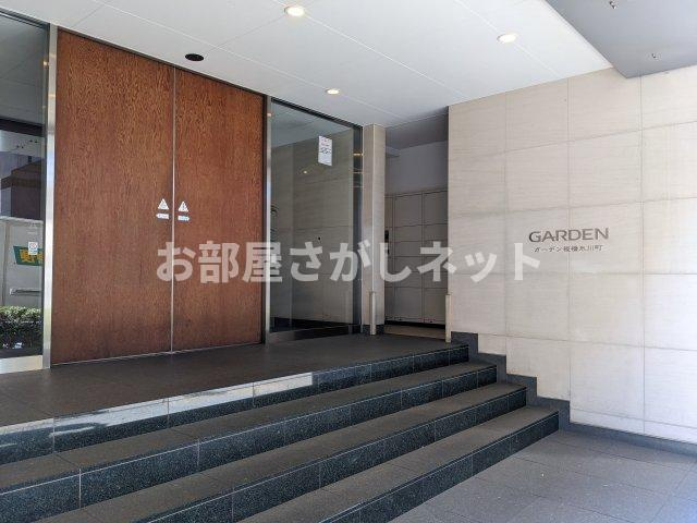 ガーデン板橋氷川町のエントランス
