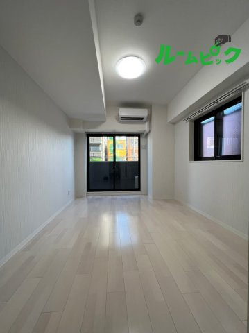 P-SQUARE　Shumoku　III　名古屋市賃貸　仲介手数料無料の居間・リビング