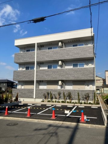 フジパレス教興寺三丁目の外観