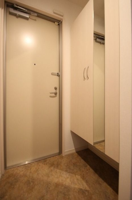 D-room山王公園の玄関