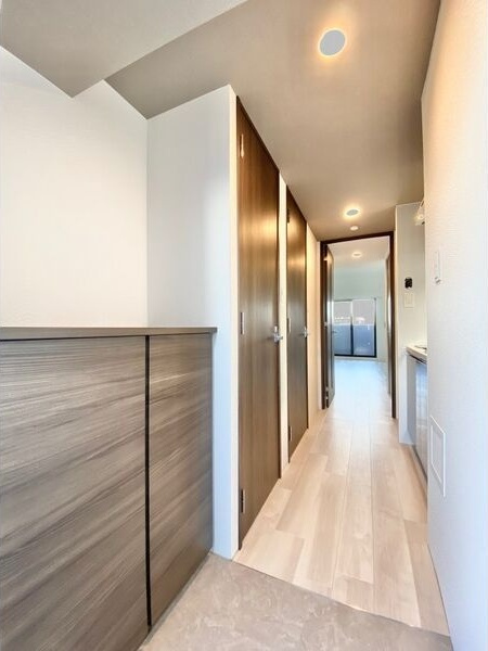 S-RESIDENCE池下西の玄関