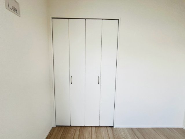 ＋＋宜野湾市嘉数-C号棟（全8棟）の収納|こまごまとしたものを収納できそうですね