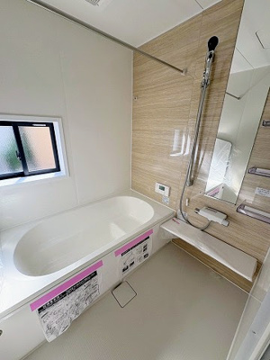 【浴室】 | ☆☆新築住宅　錦町花ノ井　全５棟－⑤　オール電化♪ご案内随時受付中です♪ | バスルームは暖かさの残る保温浴槽やスイッチシャワーなど機能性にも配慮した設計です。