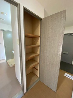 シャムロックコート西岡本の収納