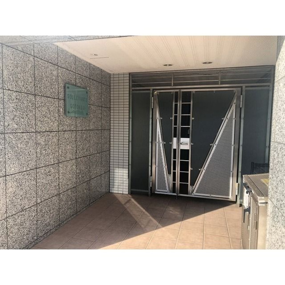 【エントランス】 | ソル・レヴェンテ豪徳寺