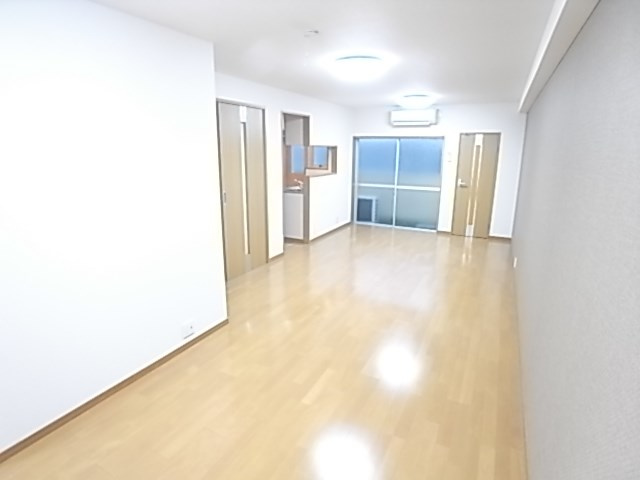 幸和マンションの居間・リビング