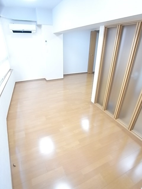 幸和マンションの寝室