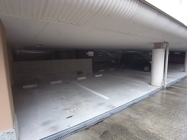 エクレール衣掛の外観