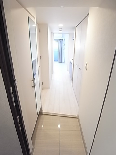 ブランTAT西宮本町Ⅱの玄関
