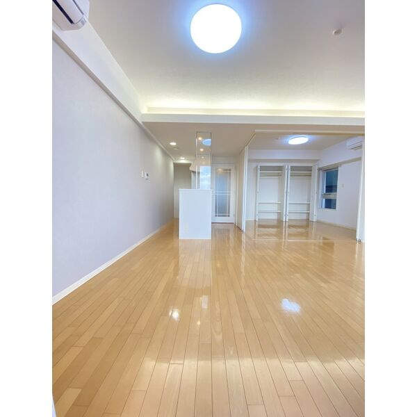 CITYSPIRE幸町の居間・リビング