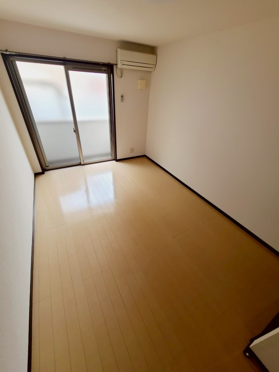 フジパレス夙川江上町の居間・リビング