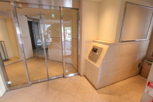 プライムアーバン恵比寿Ⅱのエントランス