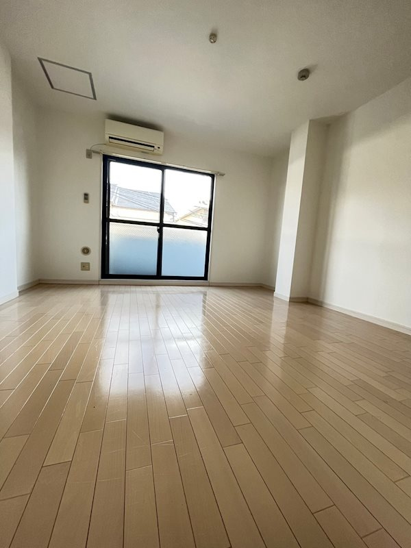 神戸市灘区福住通３丁目の賃貸マンションの居間・リビング