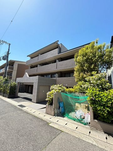 カルムイン香枦園の外観