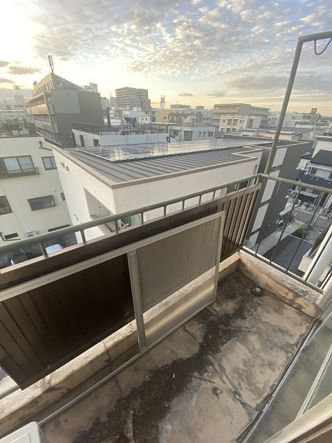 近松ハイツのバルコニー