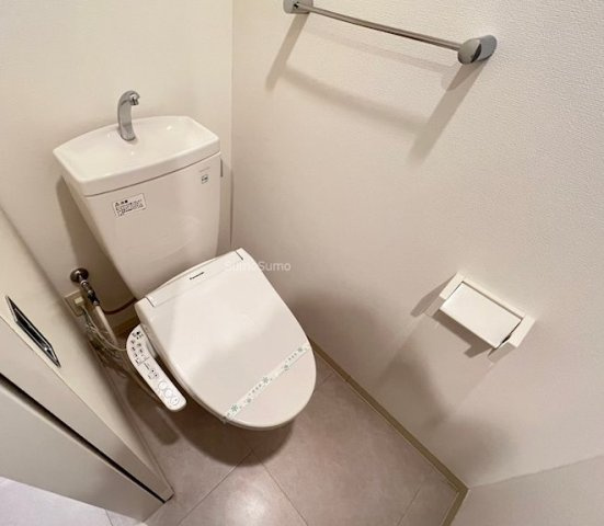 クレグラン南船場のトイレ
